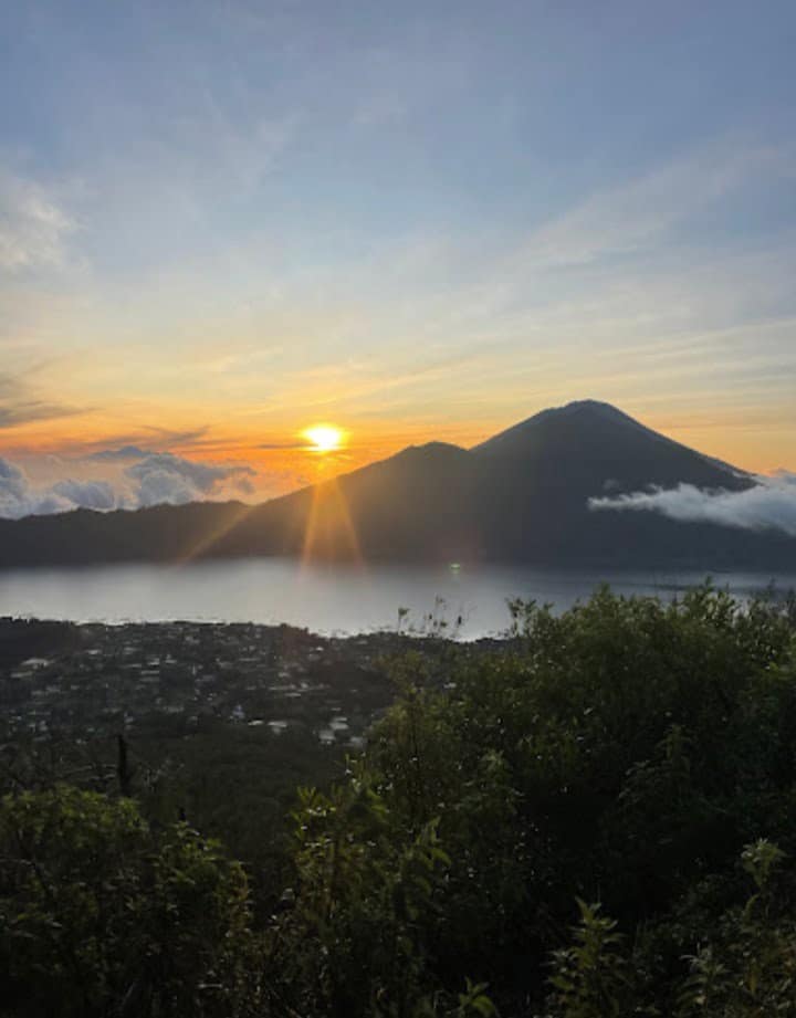 mount batur trekking
